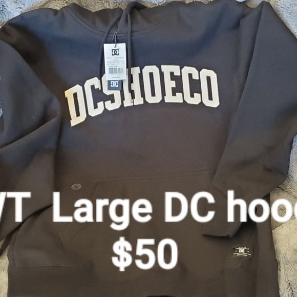 Shirts, jeans, shorts, hoodies. - Picture 5 of 6